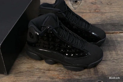 AIR 13 CAP 414571-012 AND JORDAN GOWN 1126